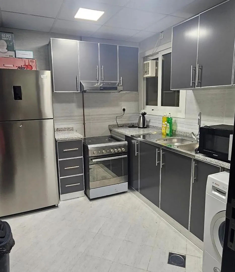 Luxury 2 Bedroom Apartment Balcony Kitchen In Sharjah